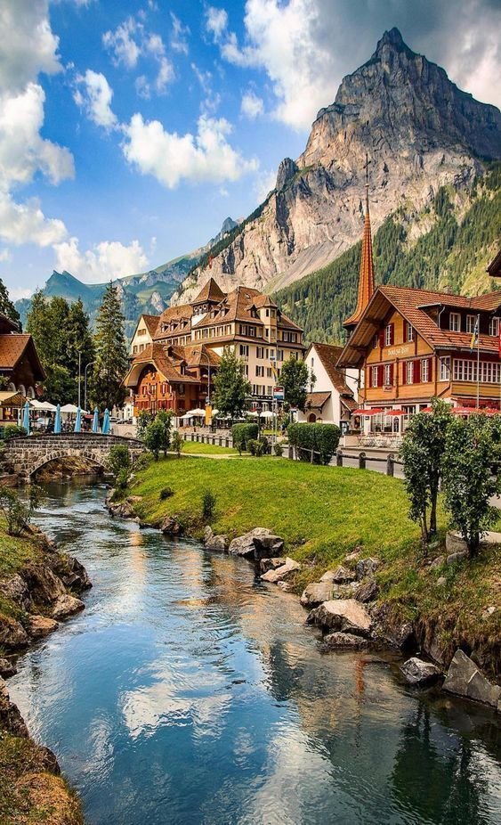 Charming Peaks
